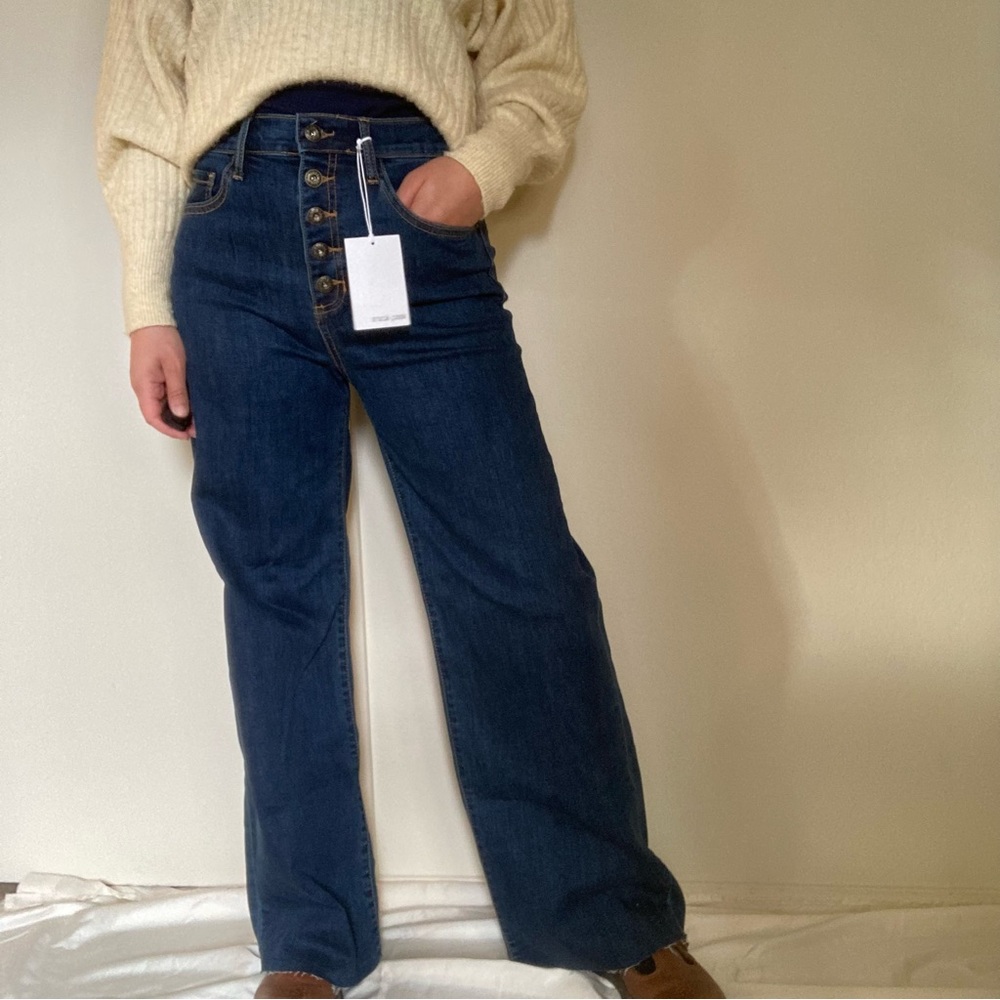 🌼High Rise Flared Leg Jean🌼